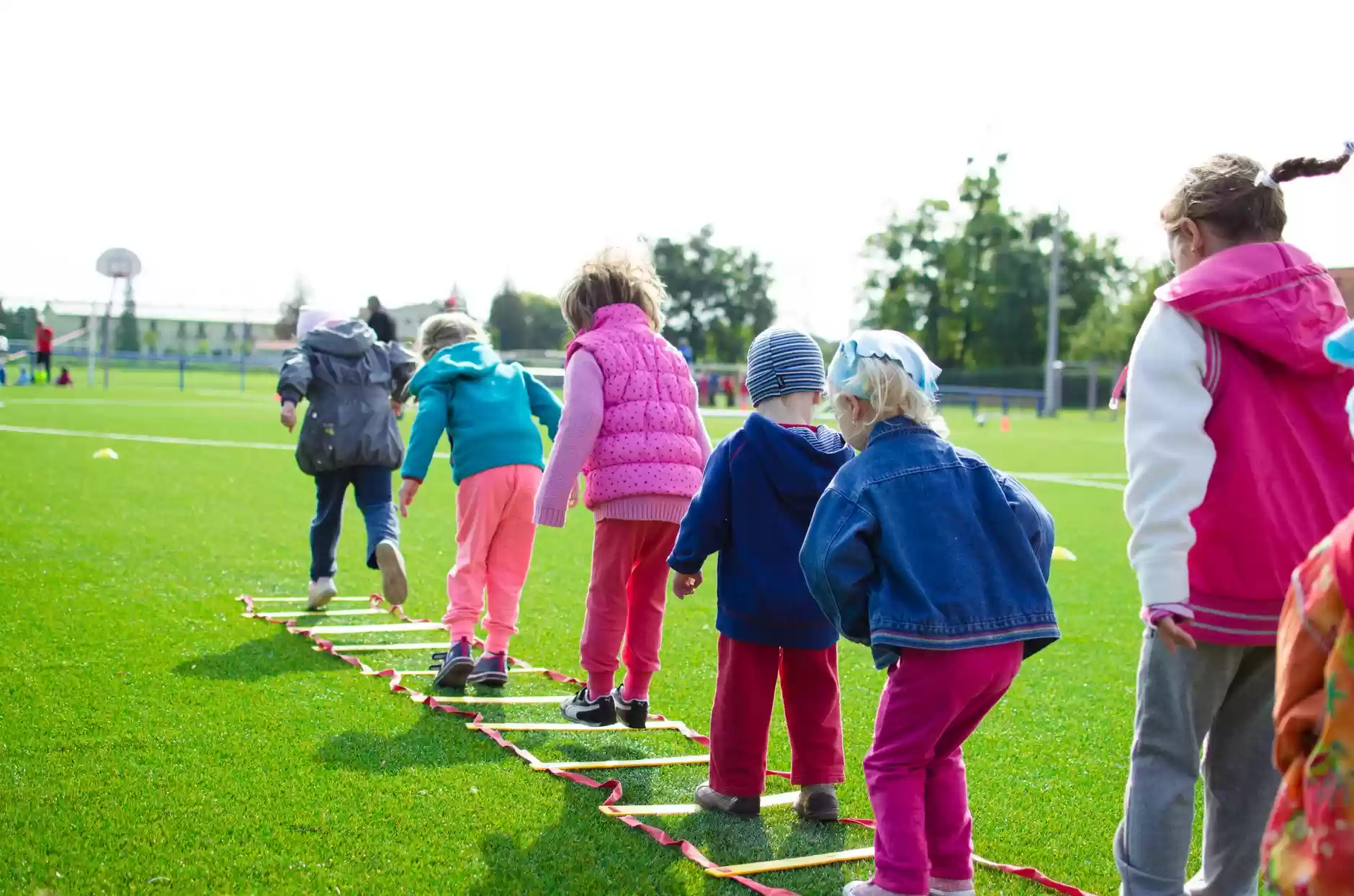 26 Awesome Team-Building Games and Activities for Kids