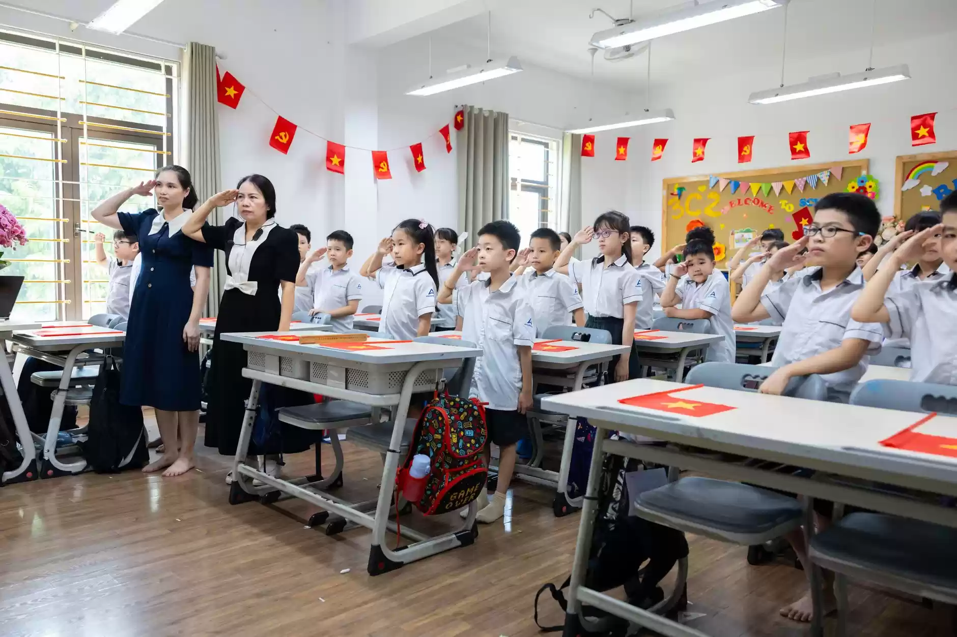 Should Teachers Give Rewards to Students for Good Behavior?